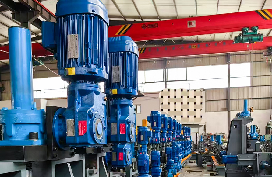 Status aplikasi peralatan penghantaran gear